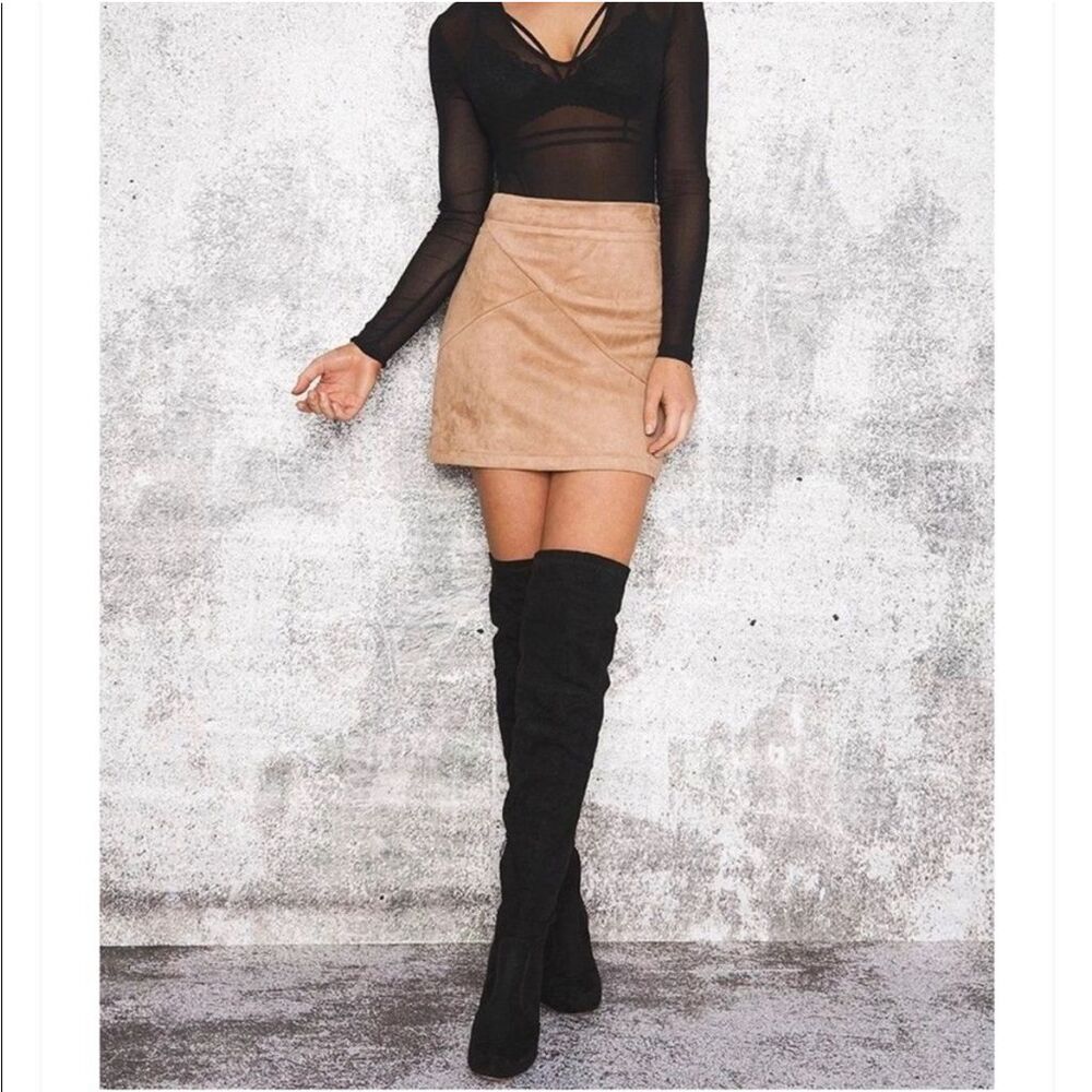 Stuart Weitzman Skyline Platform Boots Black Sued… - image 2